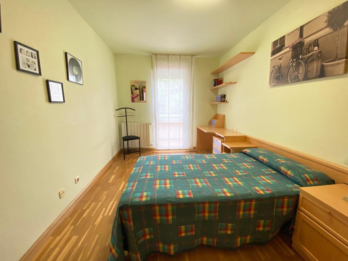 Casa Chalet Jardin Particular Ideal Grupos Y Familias Baranain エクステリア 写真
